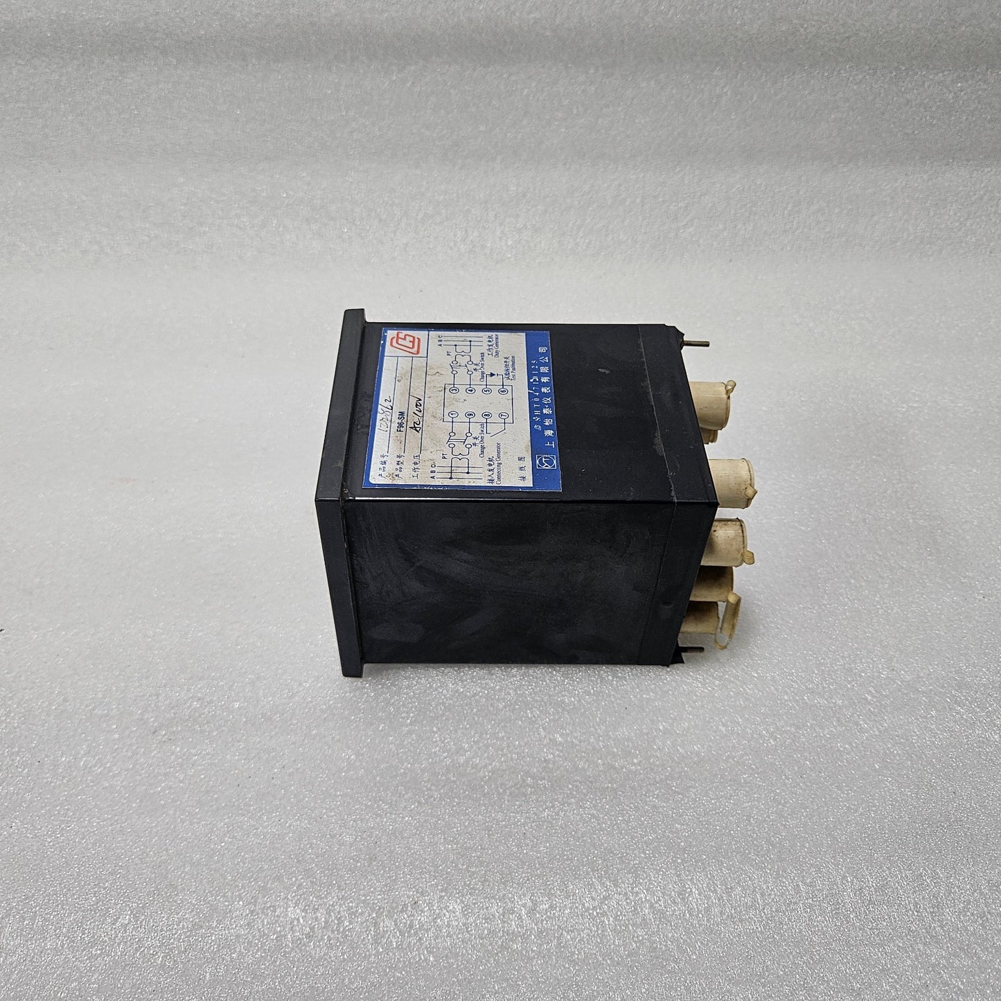 SHANGHAI YITAI F96-SM GENERATOR CHANGEOVER SYNCHRONIZING METER AC 110V