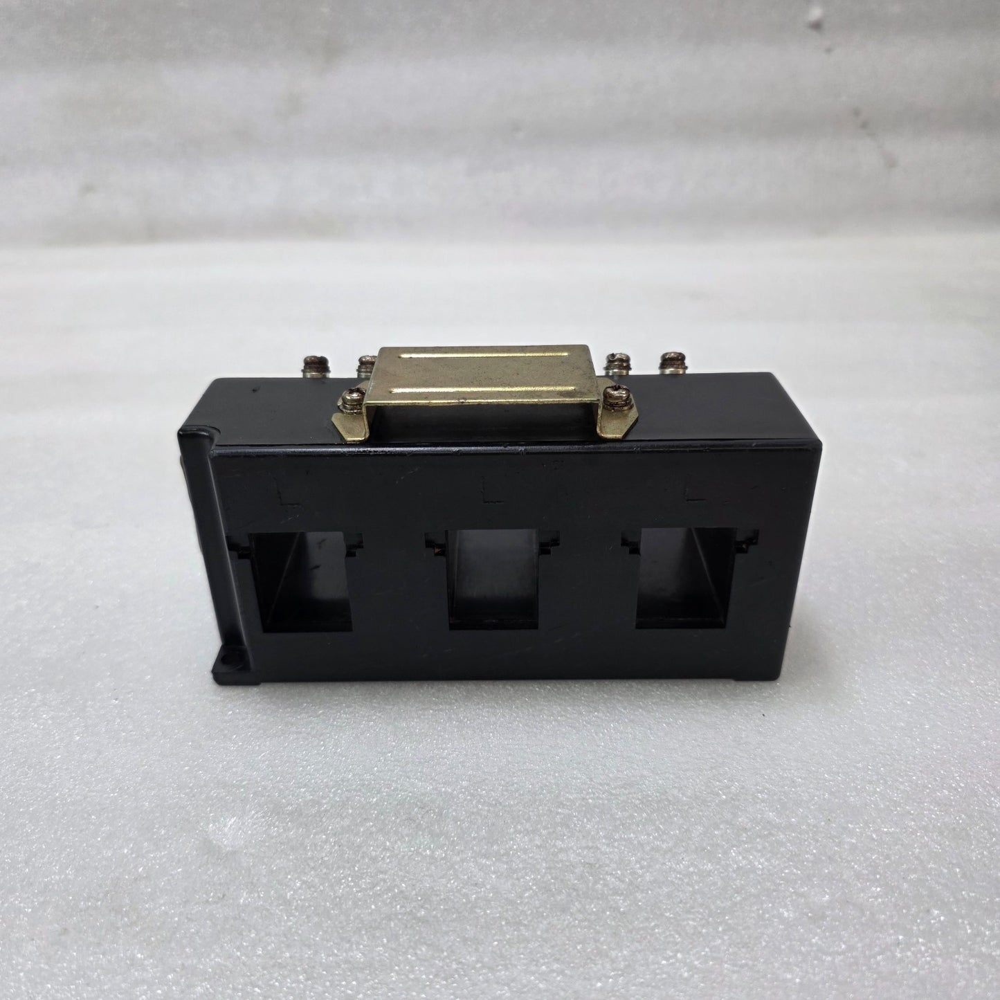 SAMWHA EOCR CURRENT TRANSFORMER 3CT | 300/5A RATIO | CLASS 1.0 | 5VA BURDEN |
