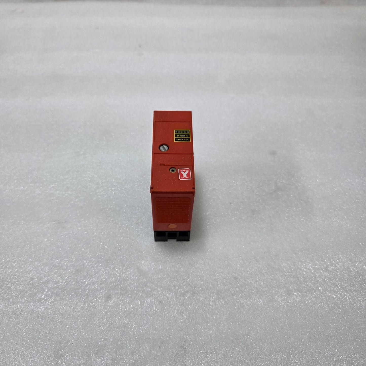R. STAHL 8907/51-24/45 SAFETY BARRIER I3NG5 | INTRINSIC SAFETY ISOLATOR MODULE