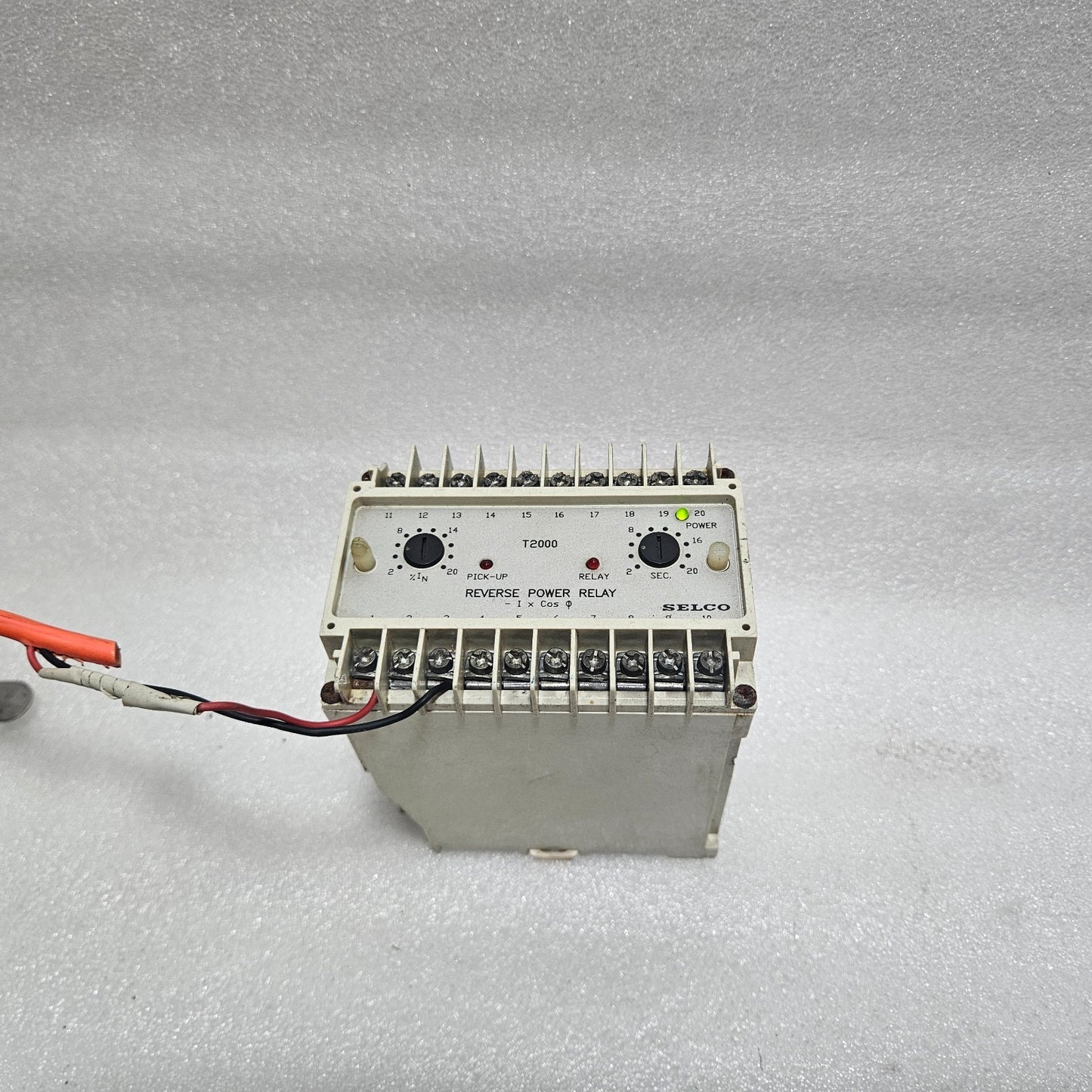 SELCO T2000-02 REVERSE POWER RELAY | 440/380 V | DAMAGED ON BOTTOM