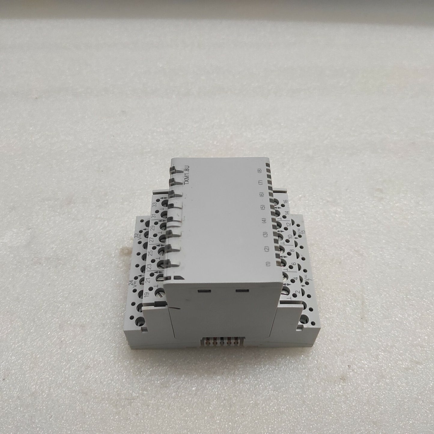 SIEMENS TXM1.8U 8-CH UNIVERSAL I/O MODULE