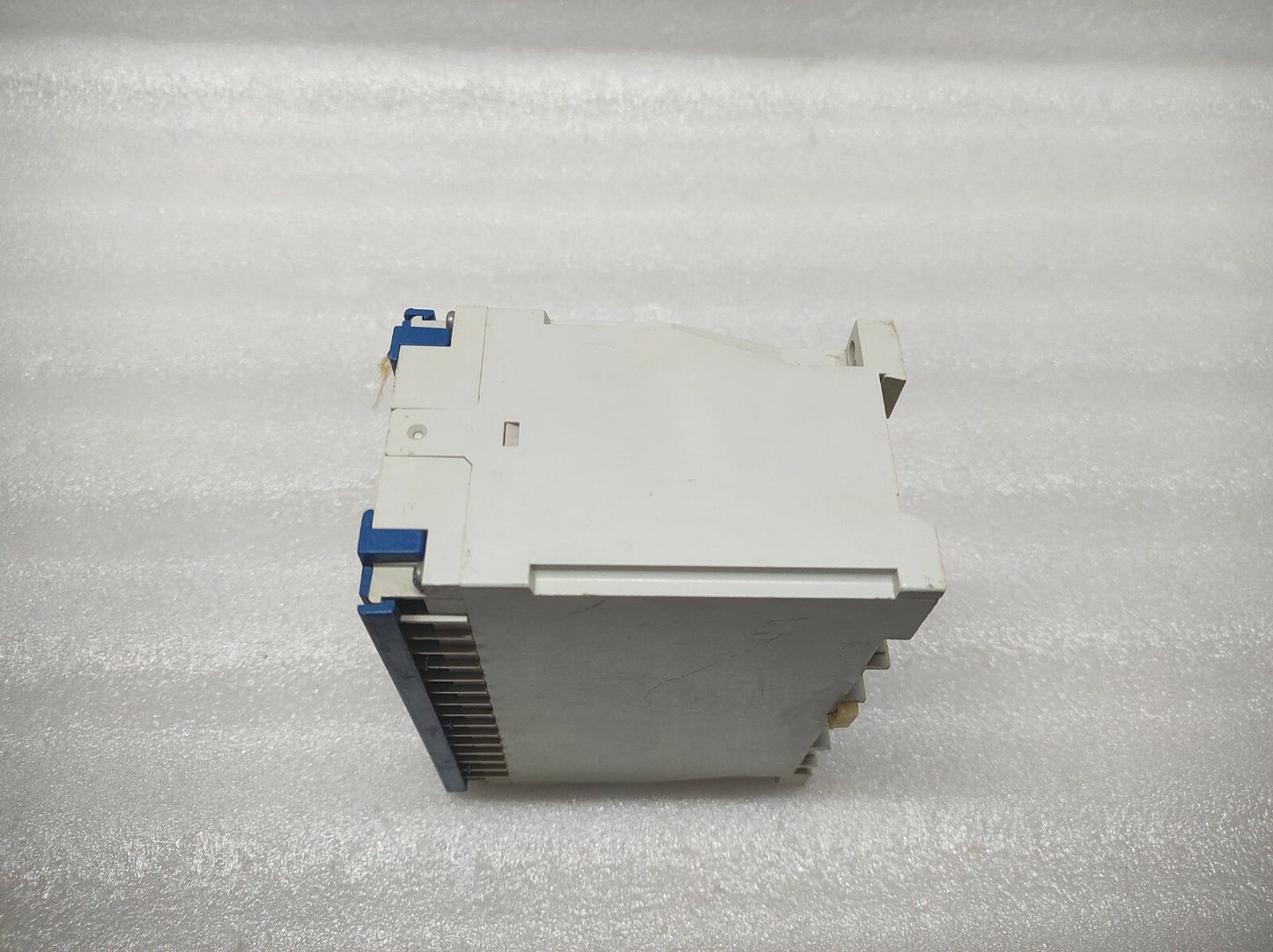 SELCO M1500-03 PT100 6-WAY TRANSMITTER 24V DC