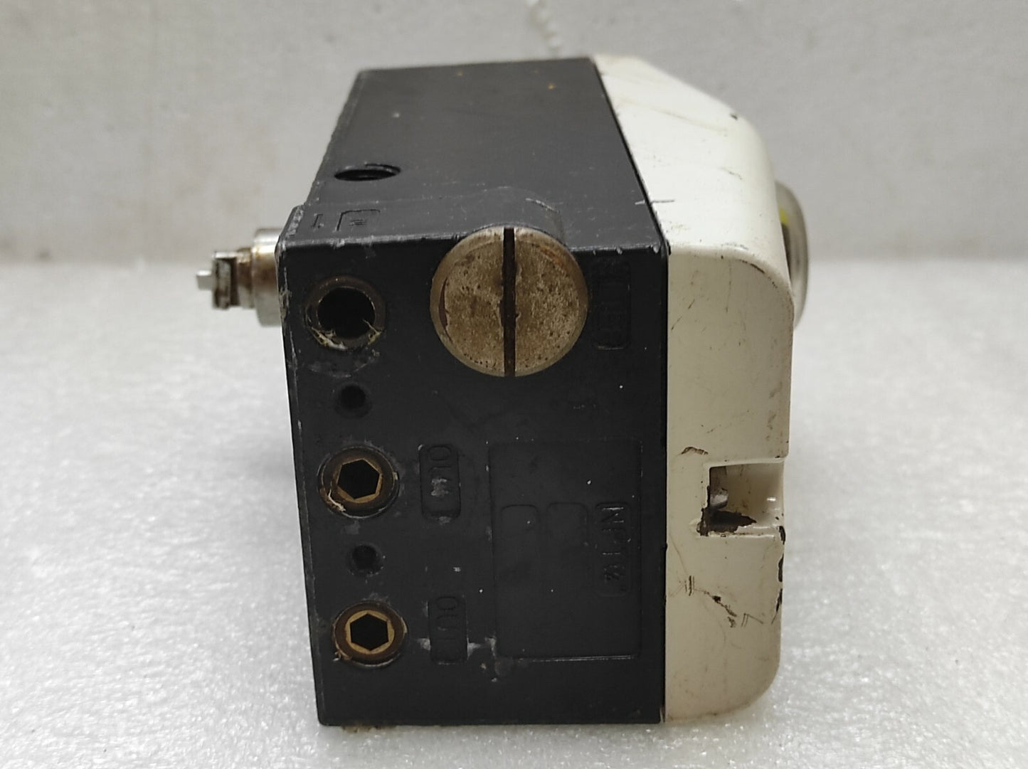 ABB TZID-C DIGITAL POSITIONER TYPE 18345-2010420001
