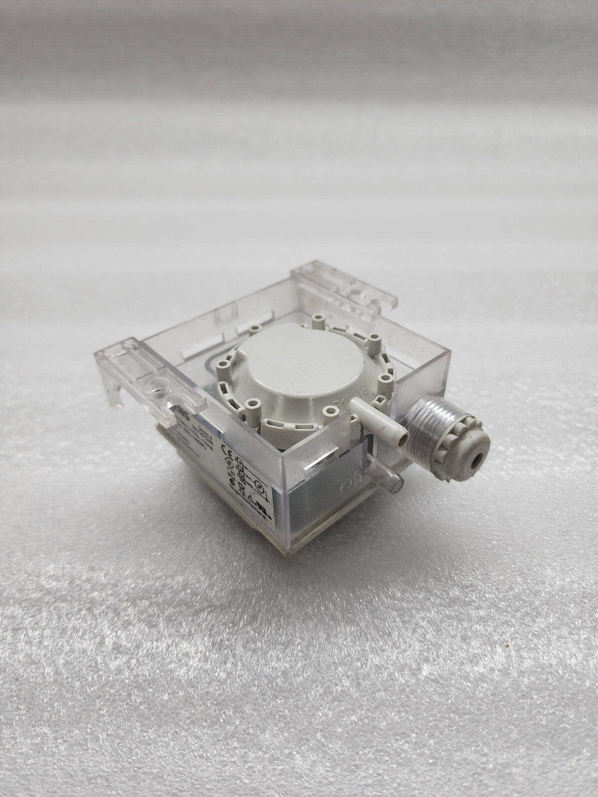 SIEMENS QBM2030-30  DIFFERENTIAL PRESSURE SENSOR