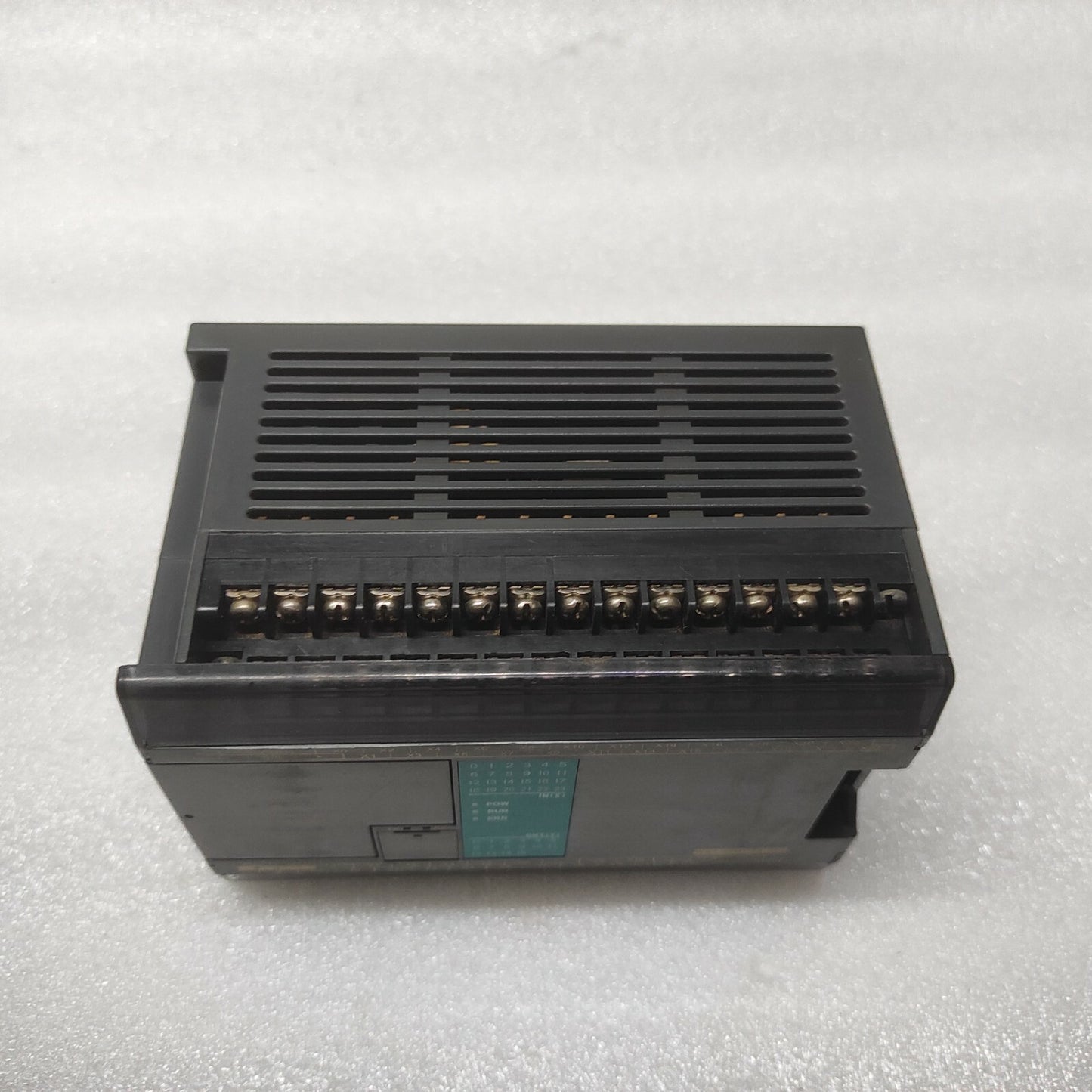 FUJI ELECTRIC WSZ-40MCT2-D24 PLC CONTROLLER 24VDC