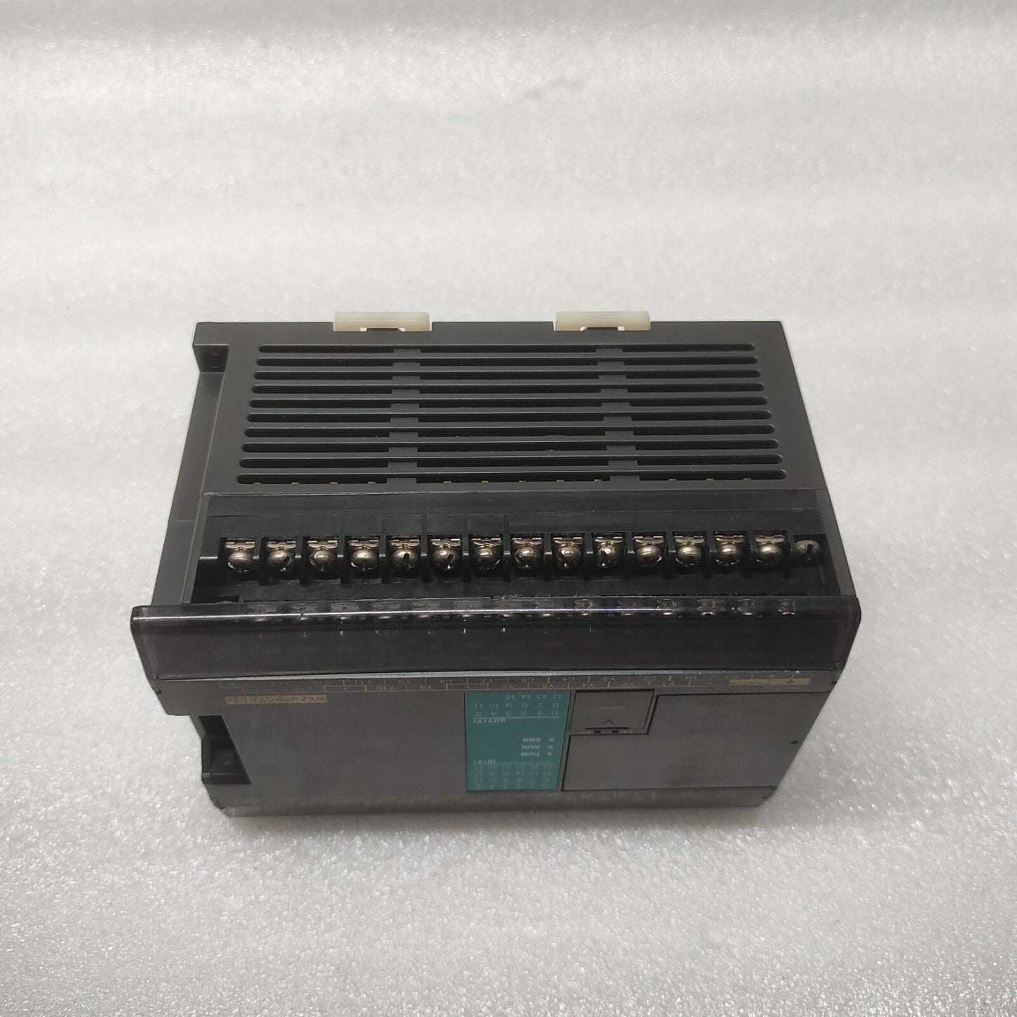 FUJI ELECTRIC WSZ-40MCT2-D24 PLC CONTROLLER 24VDC