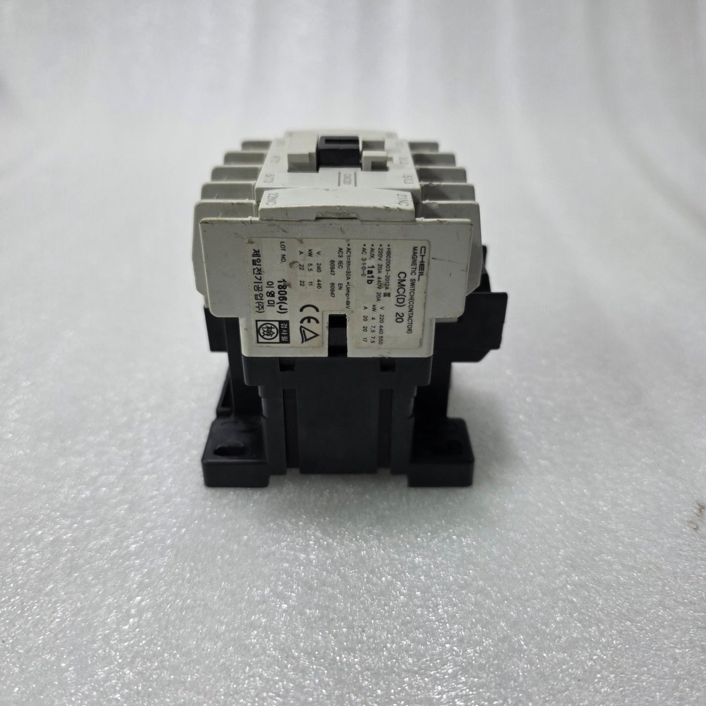 CHEIL CMC(D)20 MAGNETIC CONTACTOR – 20A AC3, 200–220V AC COIL, 3-PHASE MOTOR CON