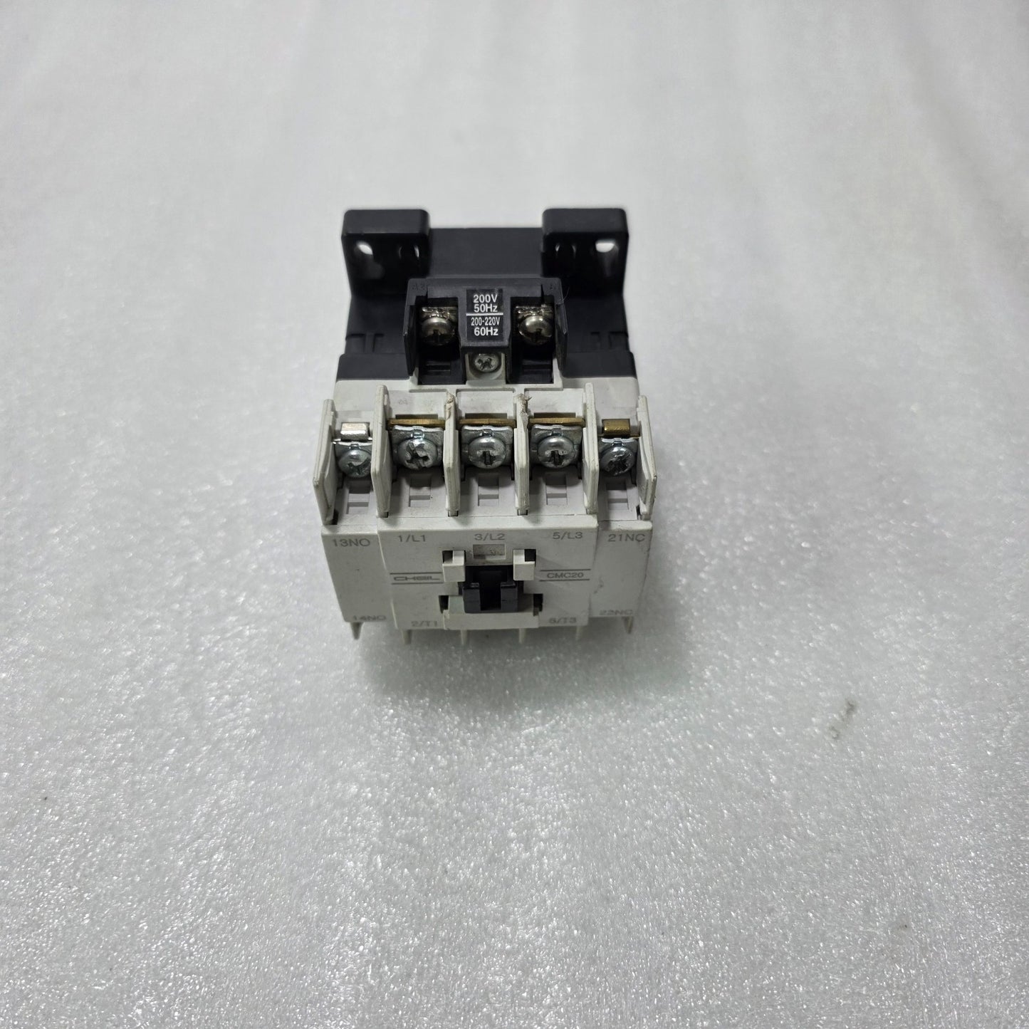 CHEIL CMC(D)20 MAGNETIC CONTACTOR – 20A AC3, 200–220V AC COIL, 3-PHASE MOTOR CON