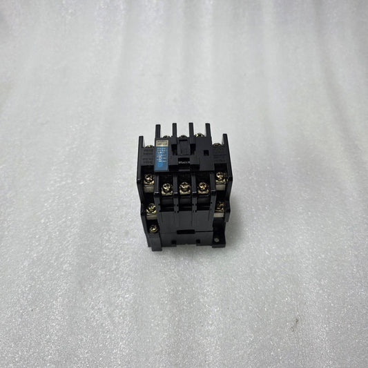 GOLDSTAR SMC-20P AC CONTACTOR 20A | COIL 380–415V 50HZ / 400–440V 60HZ | 3 PHASE