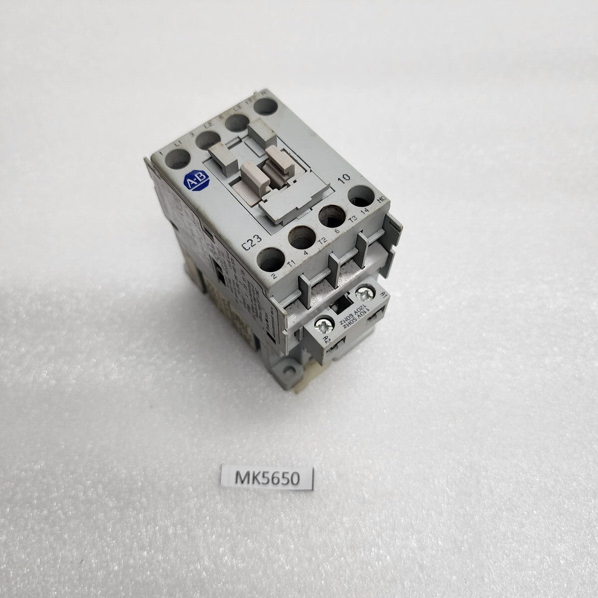 ALLEN BRADLEY CAT 100-C23-10 SER C MAGNETIC CONTACTOR 32A COIL VOLTAGE 110-120V