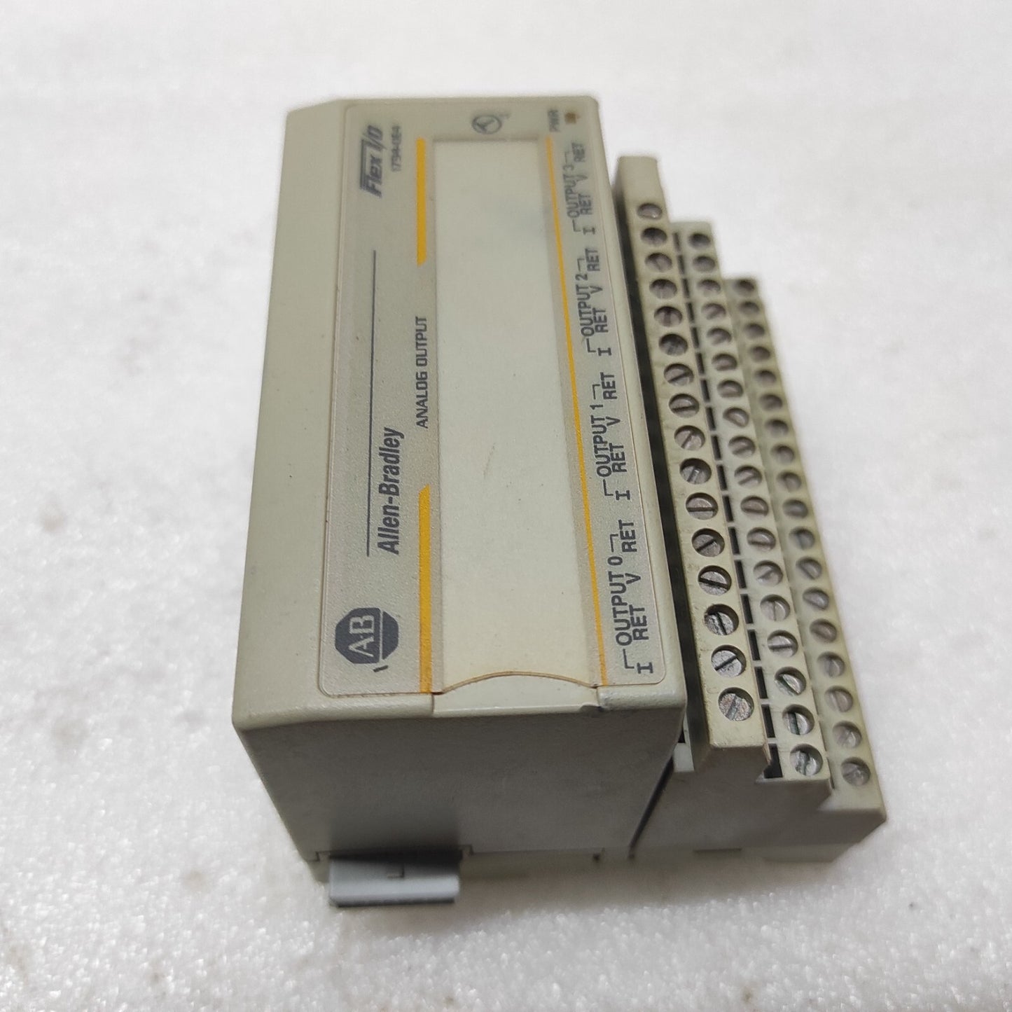 ALLEN BRADLEY CAT 1794-OE4 FLEX I/O ANALOG MODULE 96219476 1794-TB3 96145475