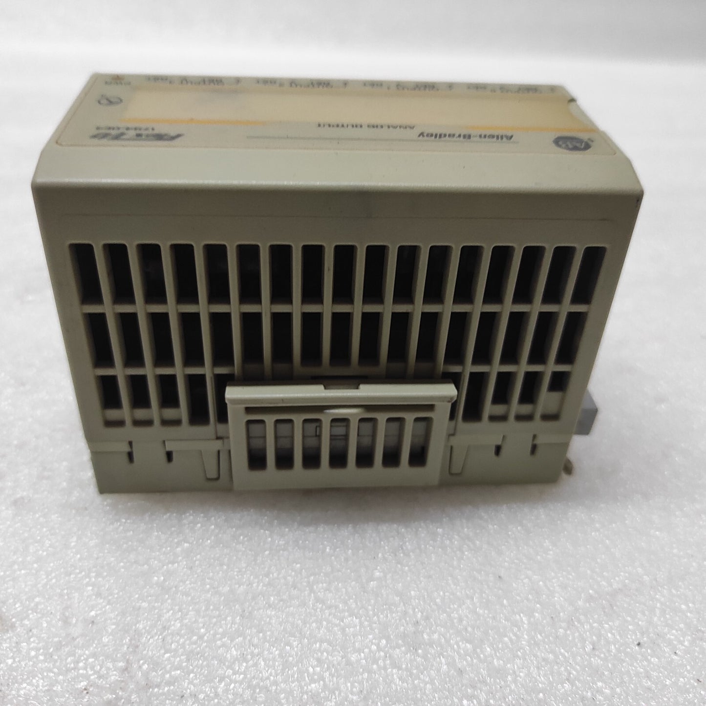 ALLEN BRADLEY CAT 1794-OE4 FLEX I/O ANALOG MODULE 96219476 1794-TB3 96145475