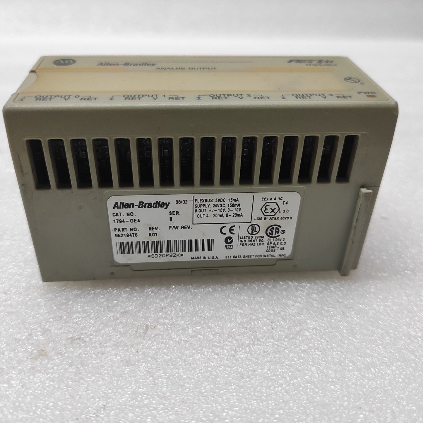 ALLEN BRADLEY CAT 1794-OE4 FLEX I/O ANALOG MODULE 96219476 1794-TB3 96145475