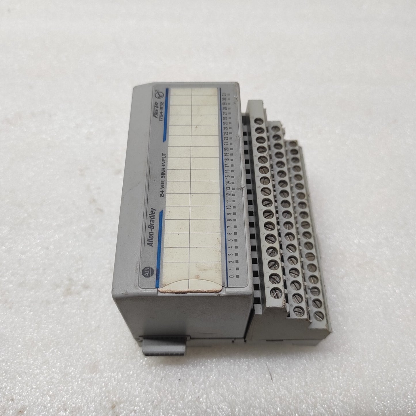 ALLEN BRADLEY CAT 1794-IB32 FLEX I/O DIGITAL INPUT MODULE 1794-TB32 92415471