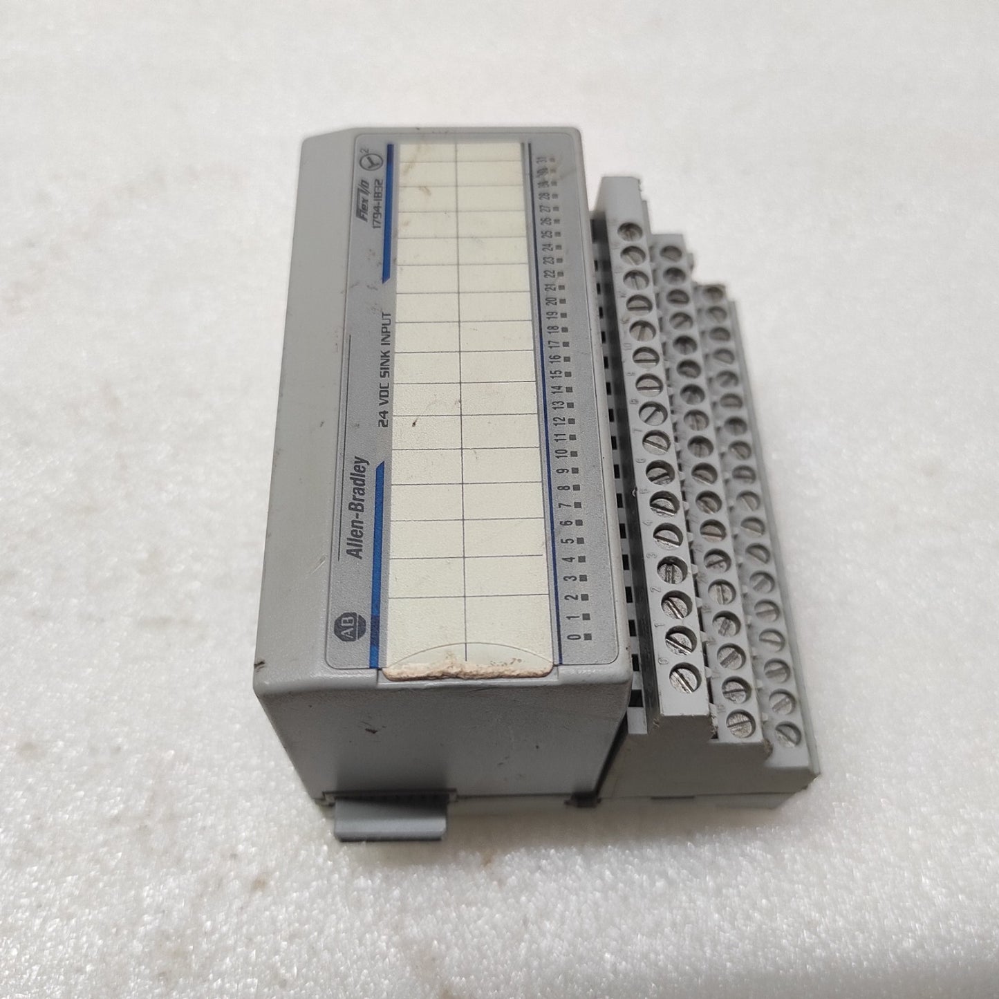 ALLEN BRADLEY CAT 1794-IB32 FLEX I/O 97284671 1794-TB32 96385272