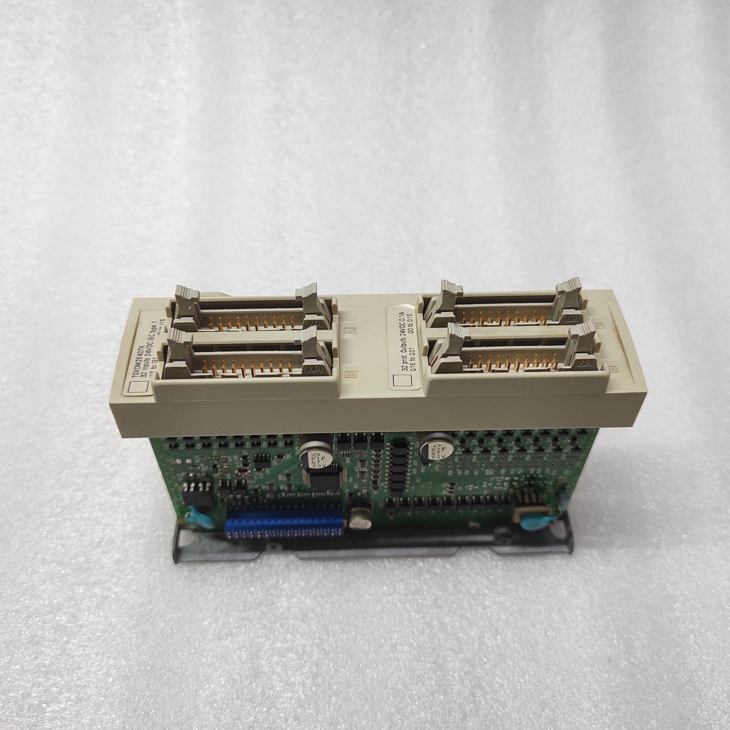 SE TSXDMZ64DTK 32I/O MODULE 24VDC