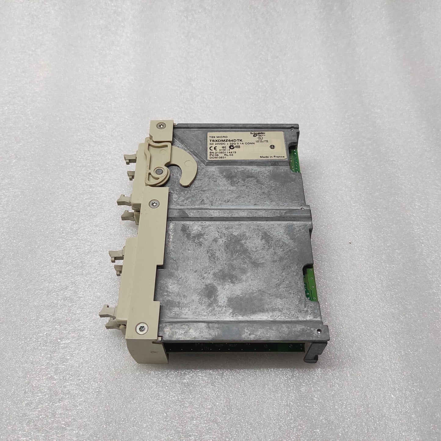 SE TSXDMZ64DTK 32I/O MODULE 24VDC