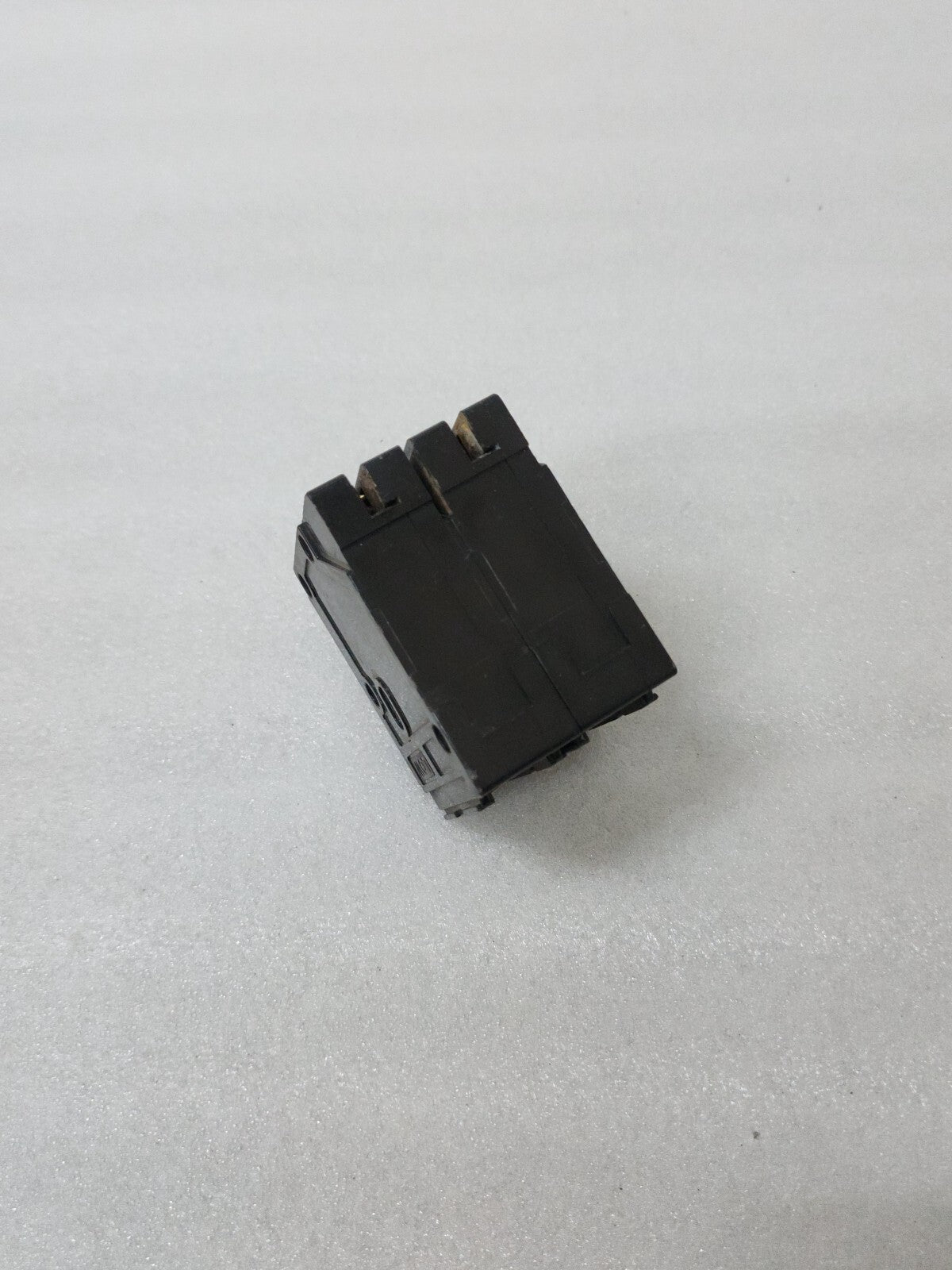 TERASAKI TB-5P 2-POLE CIRCUIT BREAKER 20A