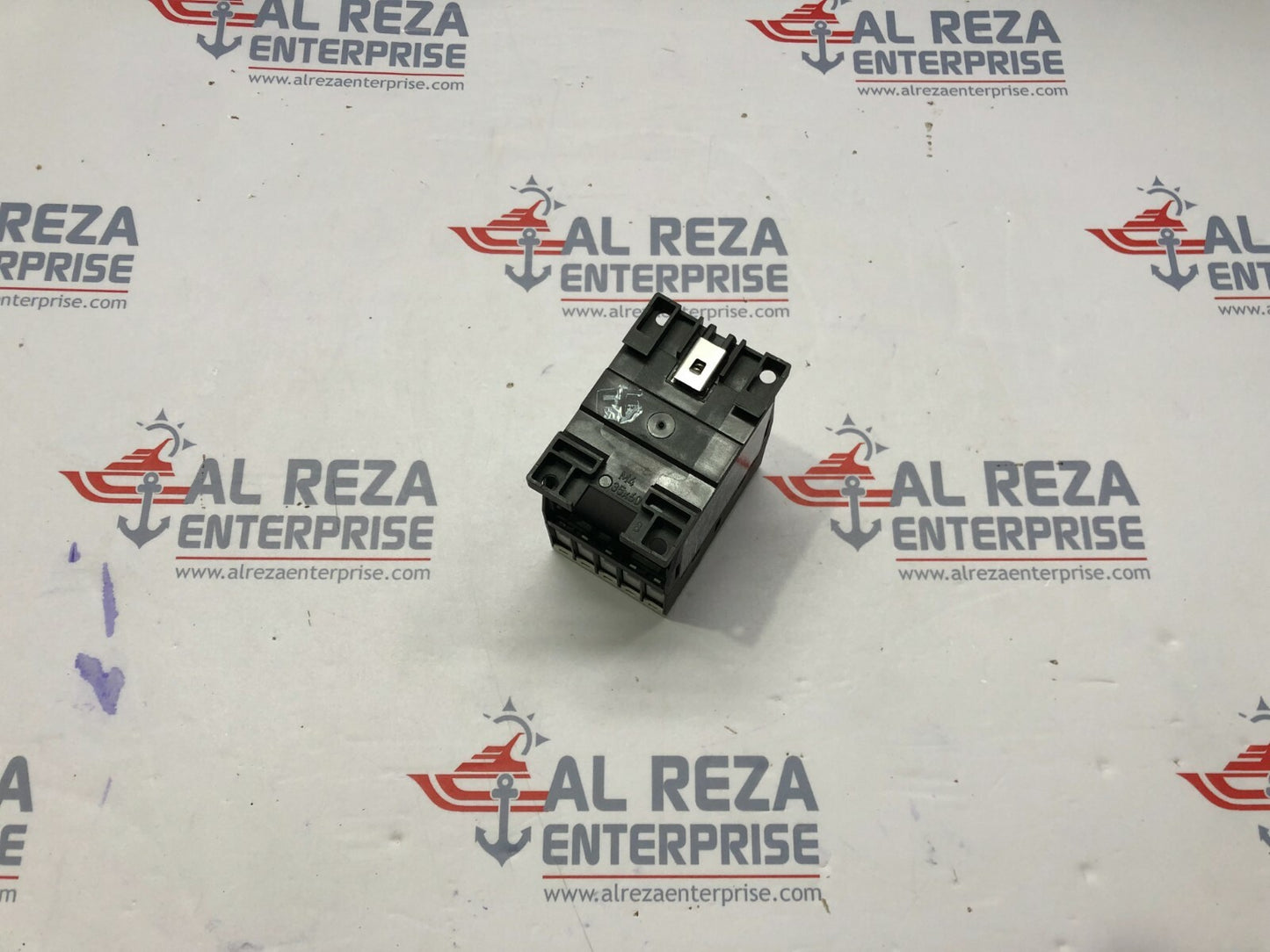 EATON DILM9-10 3-POLE CONTACTOR XTCE009B10F 230V