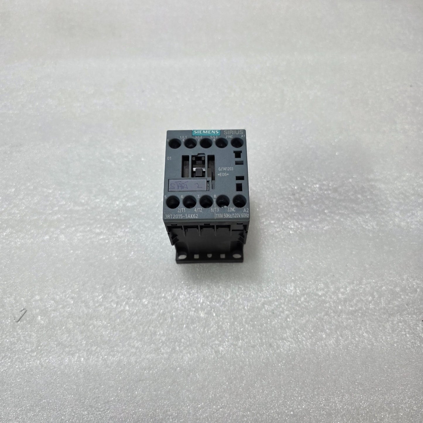SIEMENS 3RT2015-1AK62 AC POWER CONTACTOR 110-120V