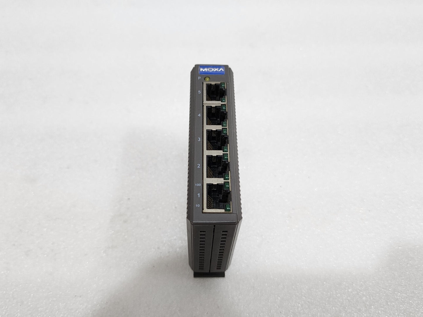 MOXA EDS-205 ETHERNET SWITCH 1201002052024 REV 2.1