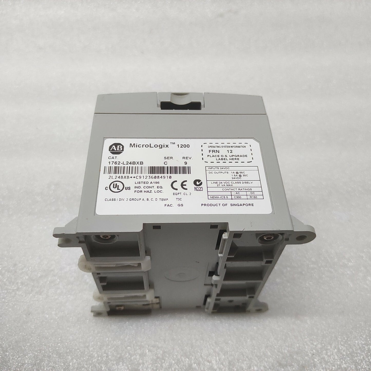ALLEN BRADLEY MICROLOGIX 1200 CAT 1762-L24BXB