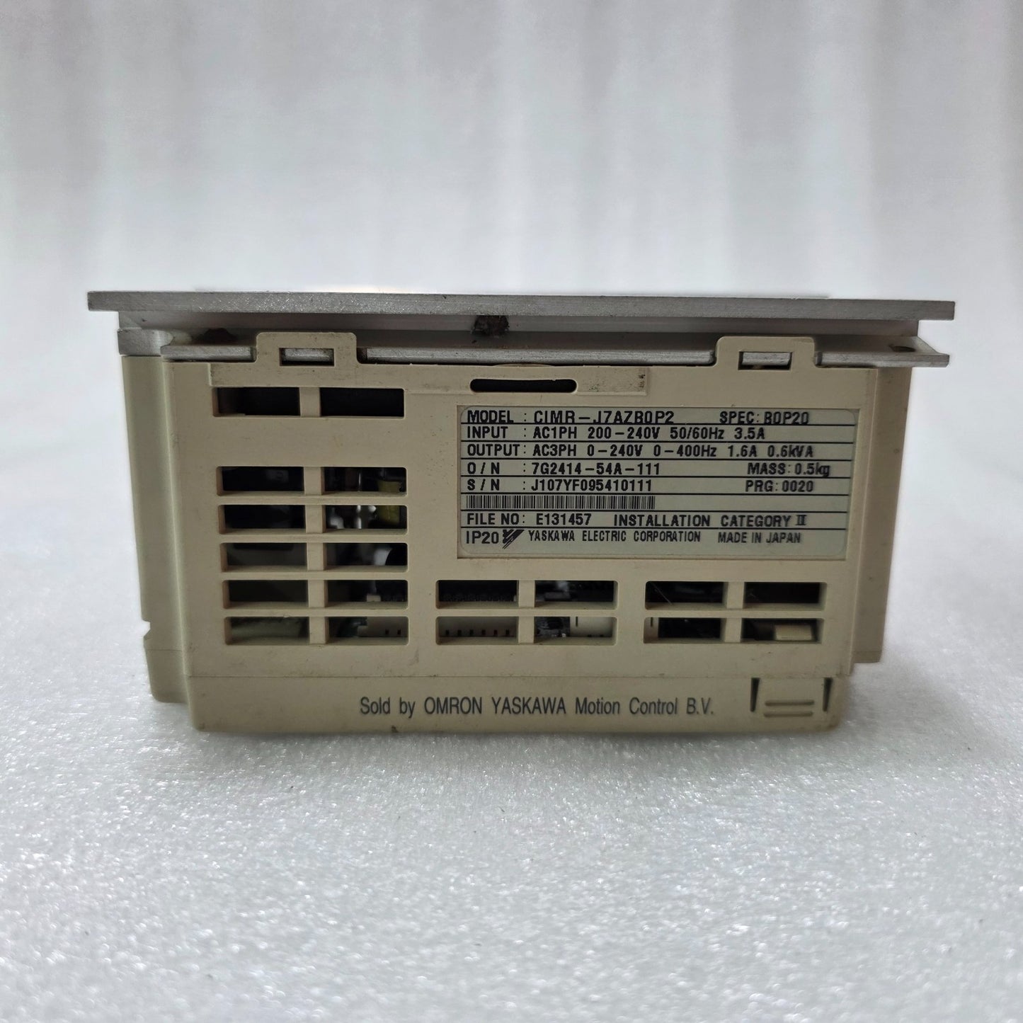 YASKAWA CIMR-J7AZB0P2 INVERTER DRIVE 200-240V 1 PHASE TO 3 PHASE 0.6KVA VFD