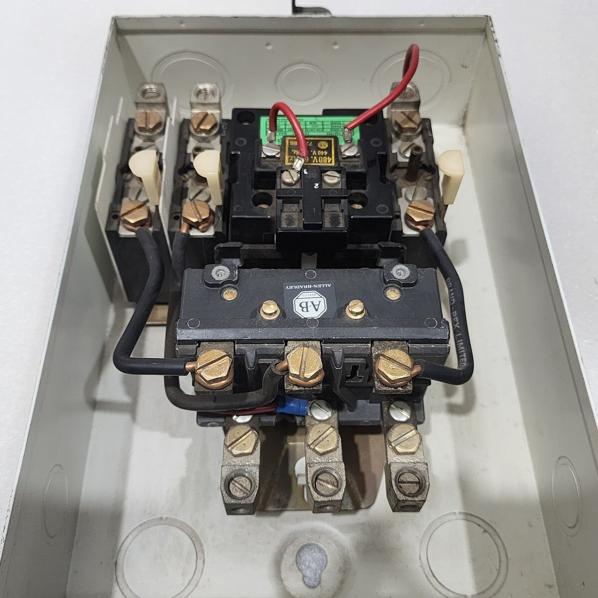 ALLEN BRADLEY CAT 709-CAB SER P MOTOR STARTER 40006-047-03 440-480V