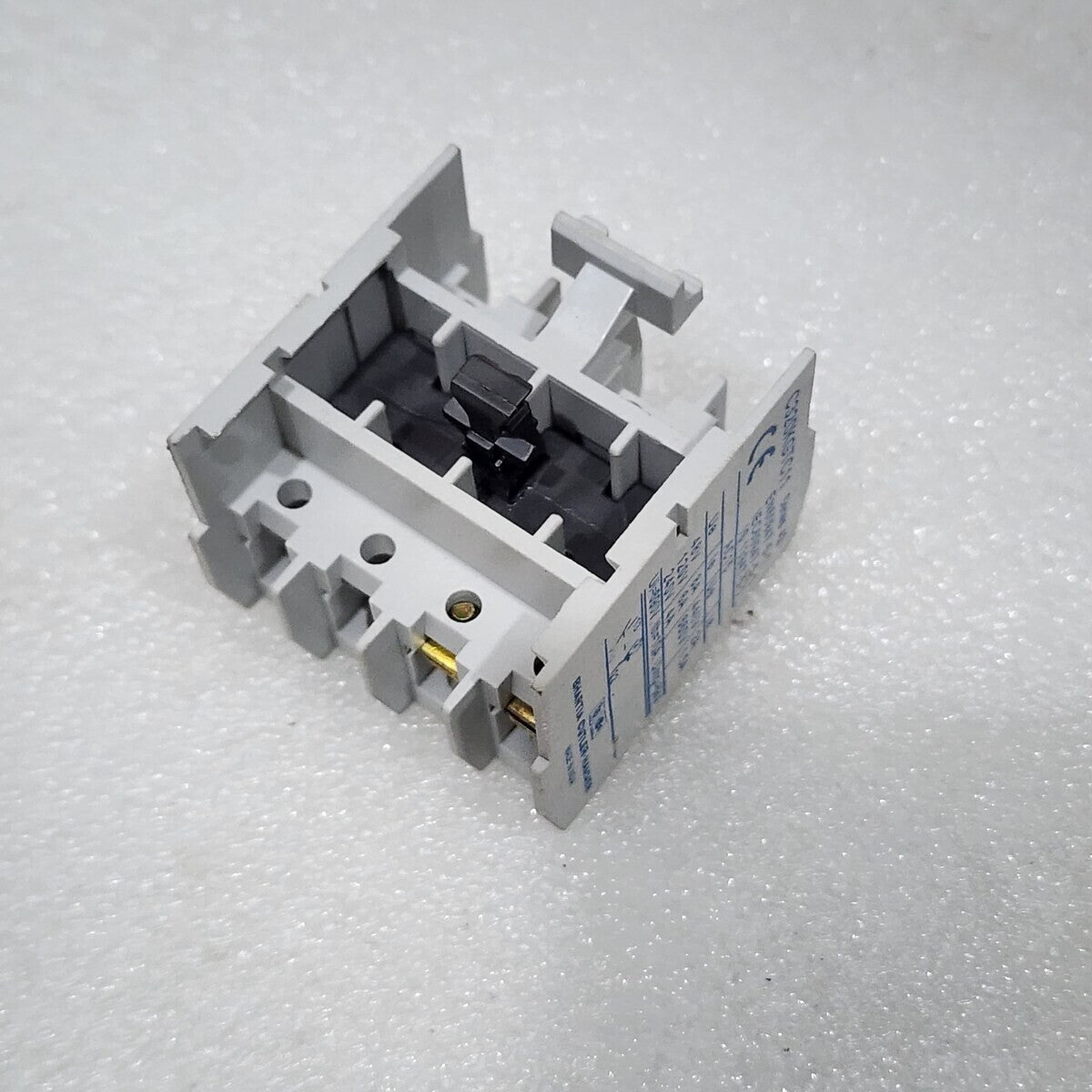 BCH CUTLER HAMMER C320KGTC11 CONTACTOR
