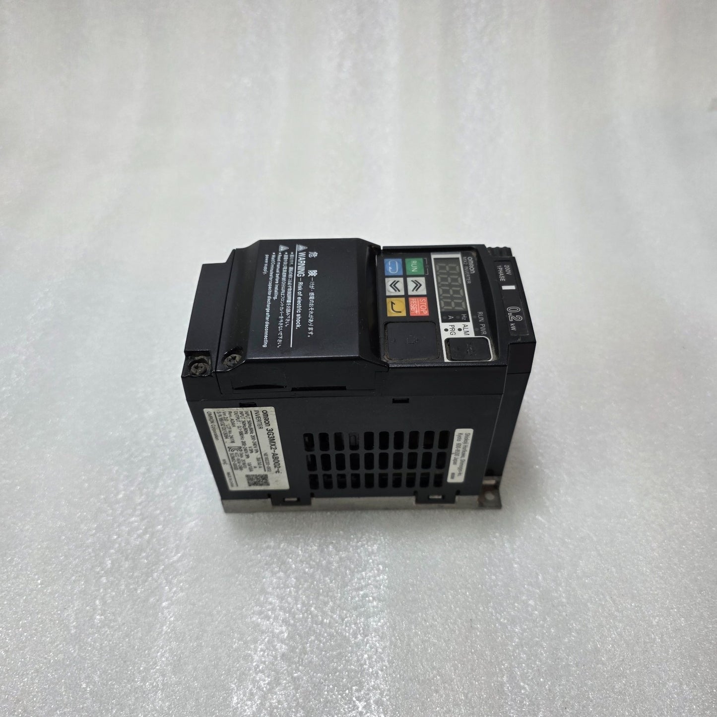 OMRON 3G3MX2-AB002-E INVERTER DRIVE 200-240V 1 PHASE TO 3 PHASE VFD 0.1-580HZ