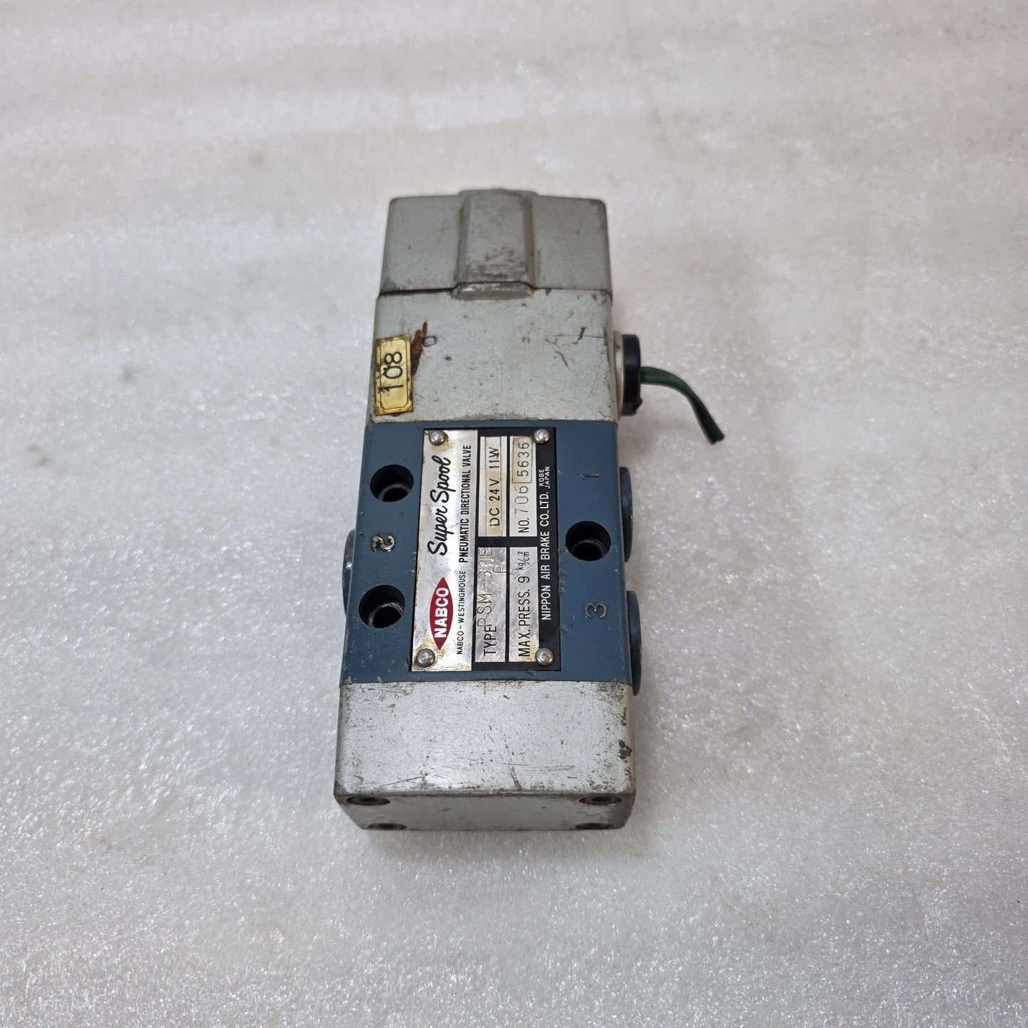 NABCO PSM-33E-P PNEUMATIC DIRECTIONAL CONTROL VALVE 24V DC SUPER SPOOL VALVE 9 K