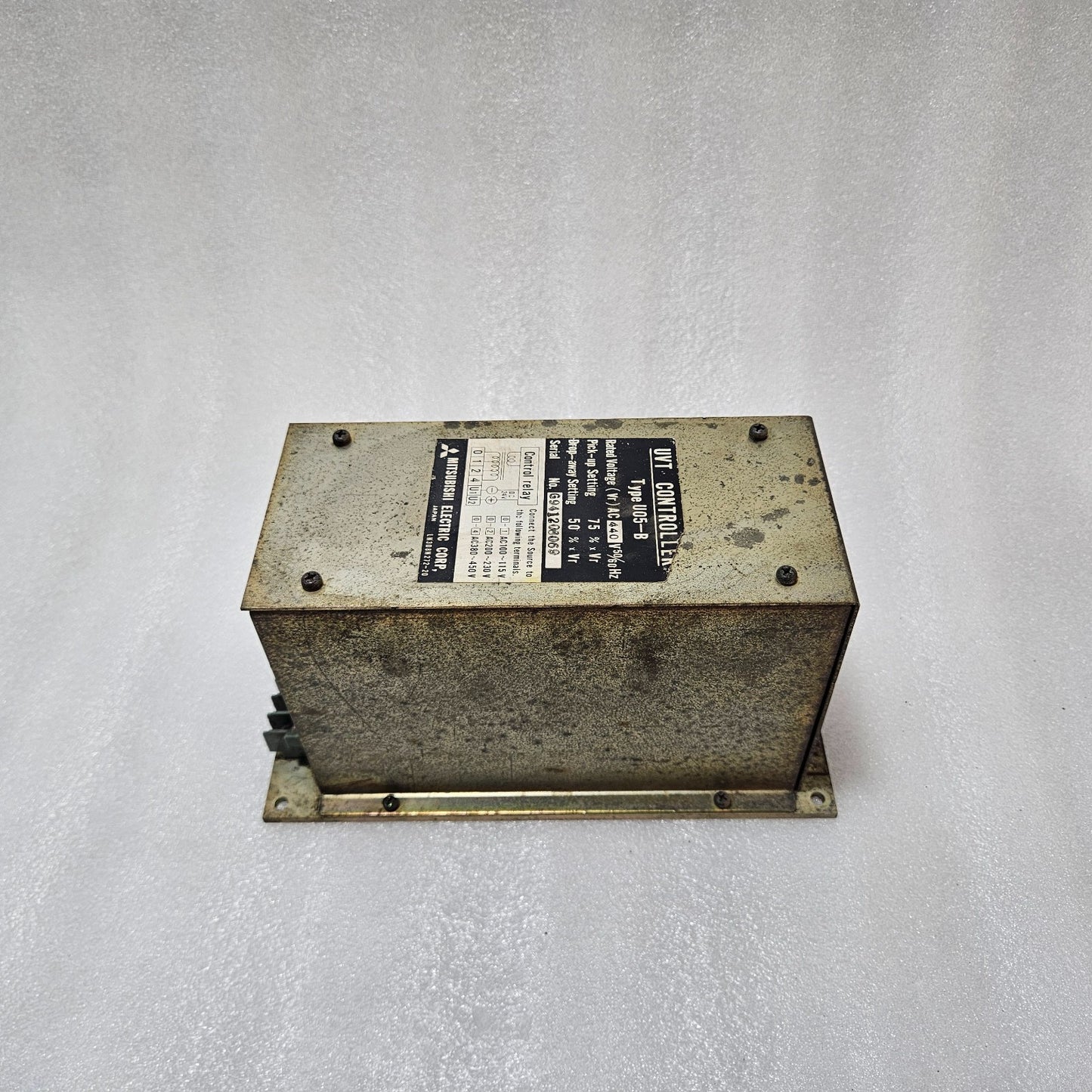 MITSUBISHI UVT CONTROLLER U05-B 440V AC UNDERVOLTAGE TRIP CONTROL RELAY
