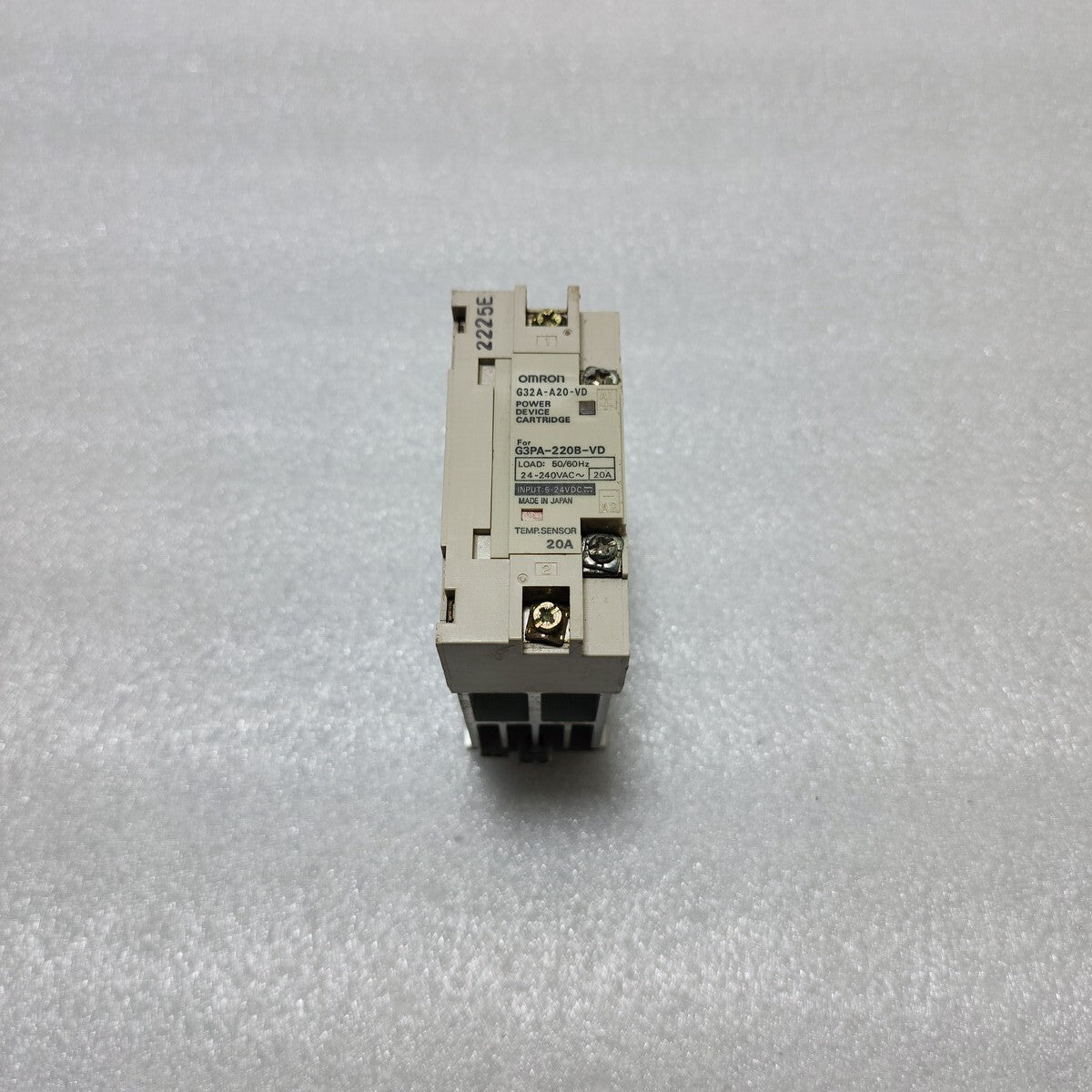 OMRON G32A-A20-VD SOLID STATE RELAY