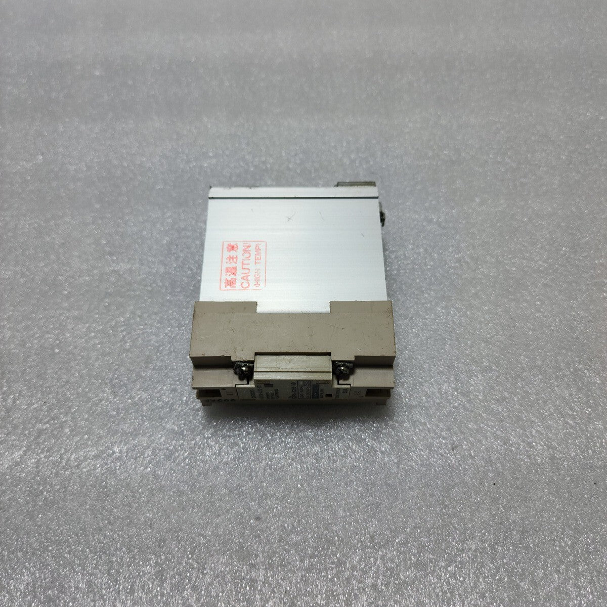 OMRON G32A-A20-VD SOLID STATE RELAY