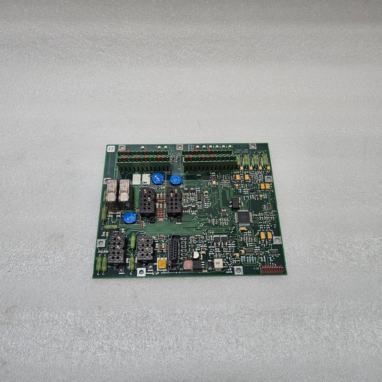 ABB DSQC 509 I/O CONTROL BOARD 3HAC5442-1  3507001-1300