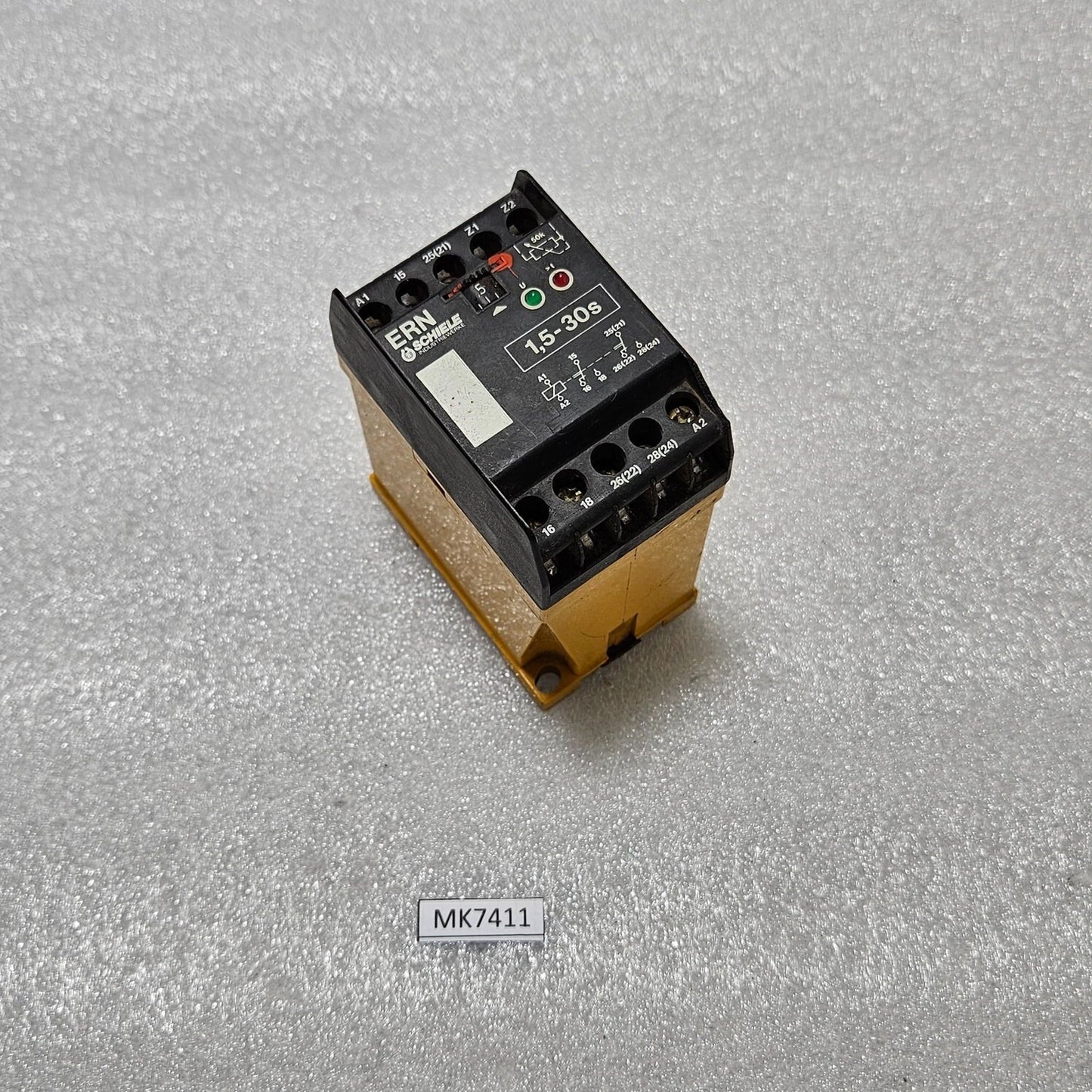SCHIELE ERN TIMER RELAY 2.409.001.33 220-240V AC