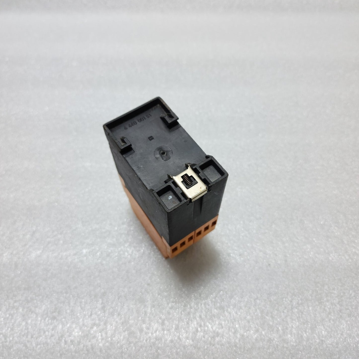 IFM MONITOR FR-1 FREQUENCY SPEED DD2003 110-240VAC/27VDC