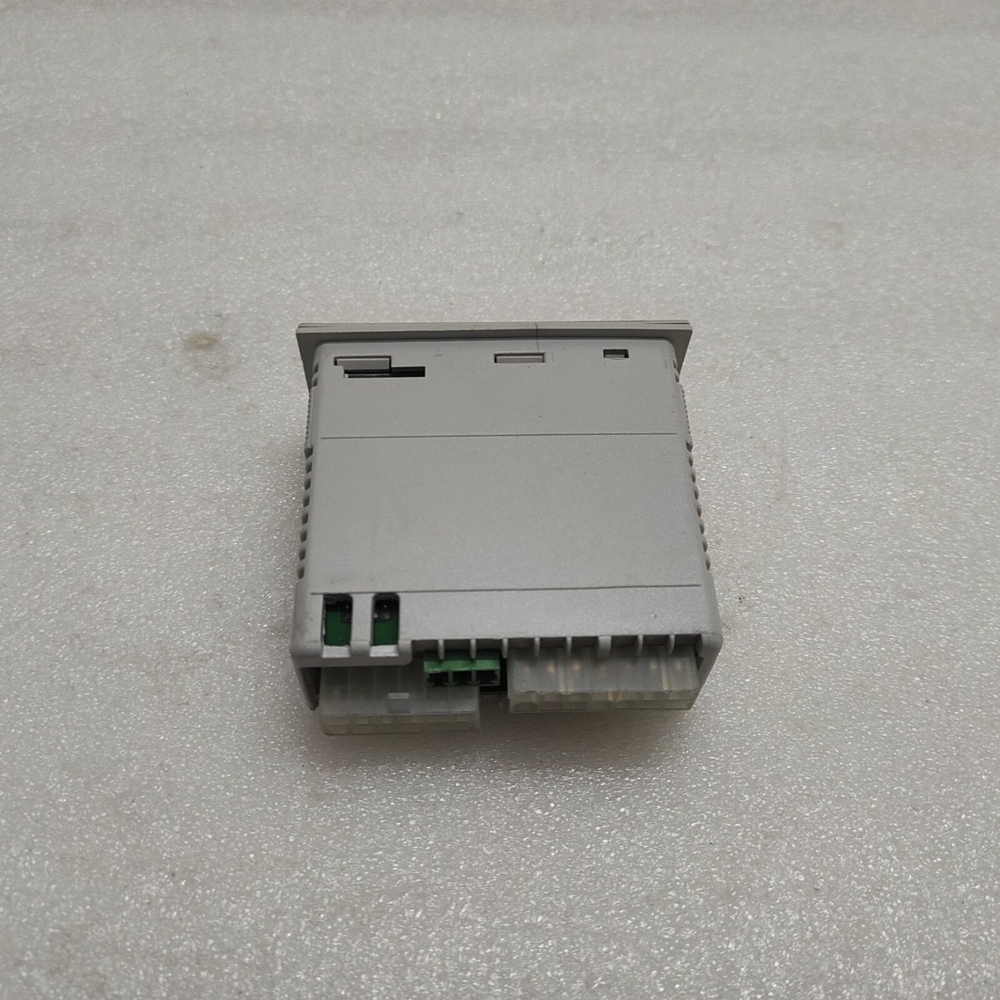 CAREL MCH2EP0031 CONTROLLER