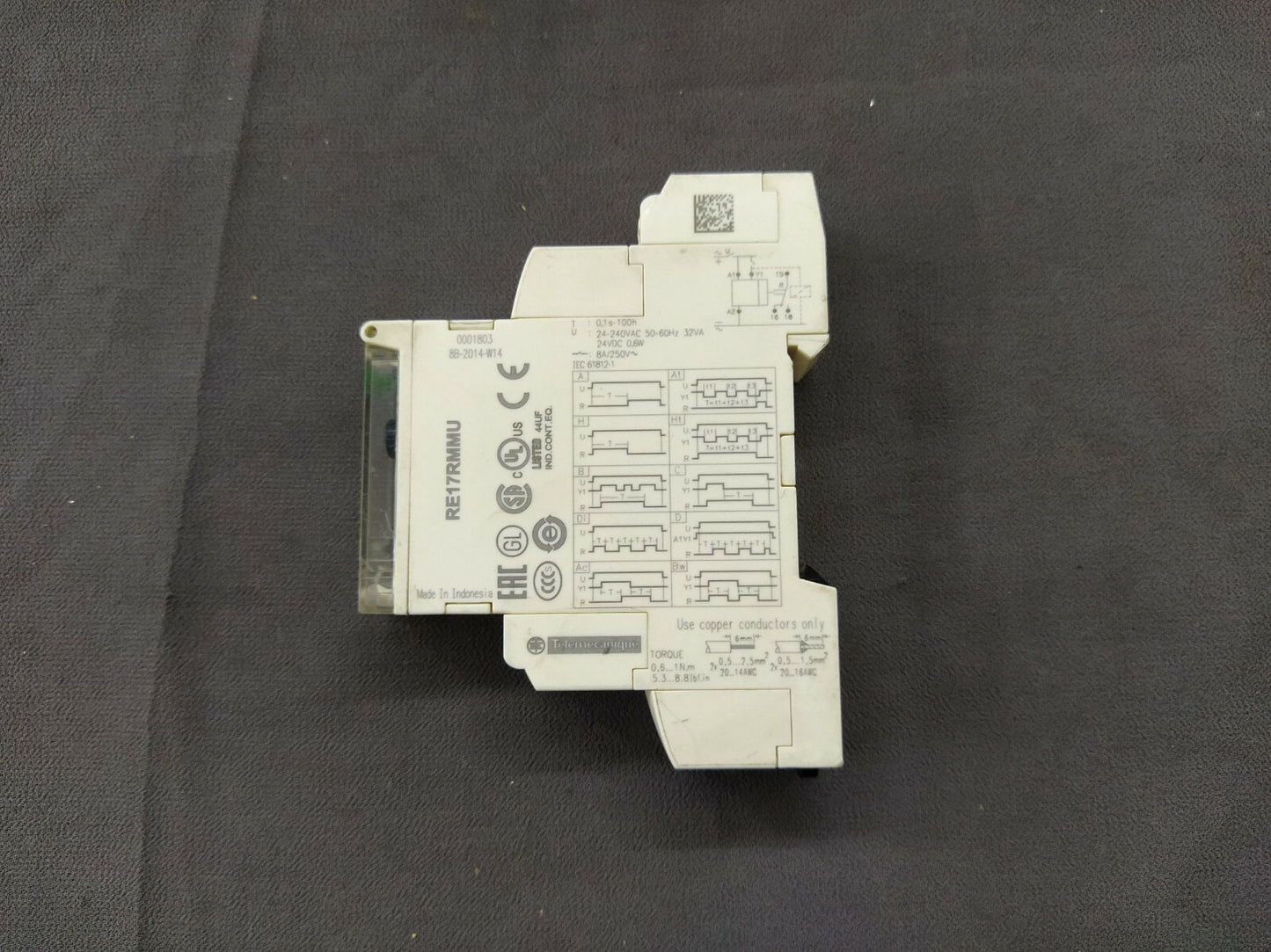 SE RE17RMMU Time Delay Relay 0.1 SEC - 100 HOUR 24-240V AC/24V DC