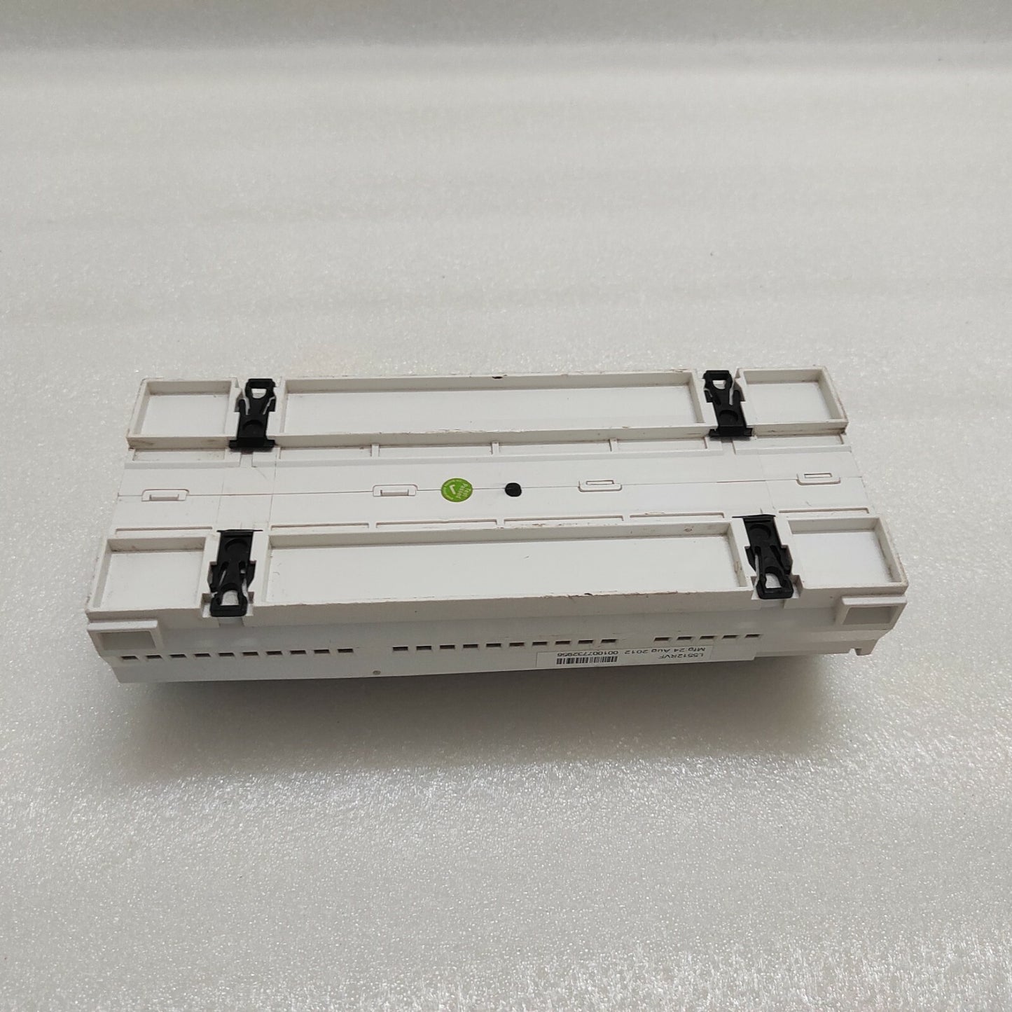 CLIPSAL C-BUS2 L5512RVF 12-CHANNEL VOLTAGE FREE RELAY 220-240V FOR PARTS