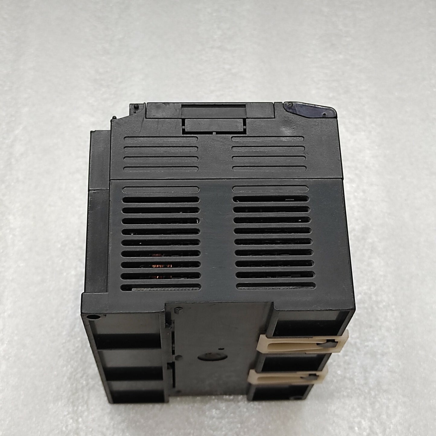 FATEK FBS-40MCT JU-D24 PROGRAMMABLE CONTROLLER 24V DC