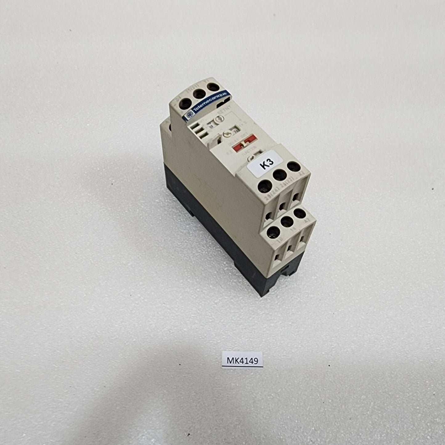 SE RE7MY13BU Time Delay Relay 0.05s-300h 110-240V/24V Telemecanique