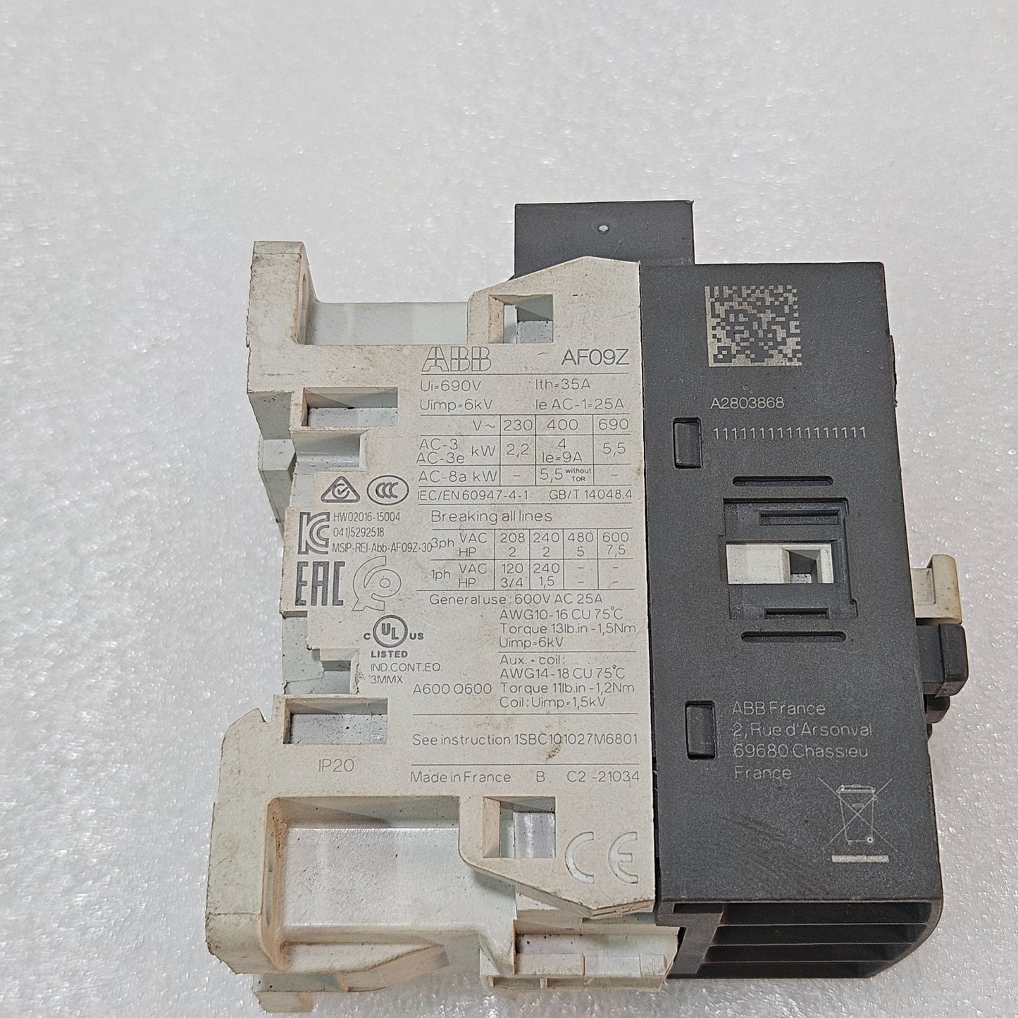 ABB AF09Z-30-10-21 CONTACTOR | 3 POLE 9A | 1NO AUXILIARY | 24-60V AC/DC COIL