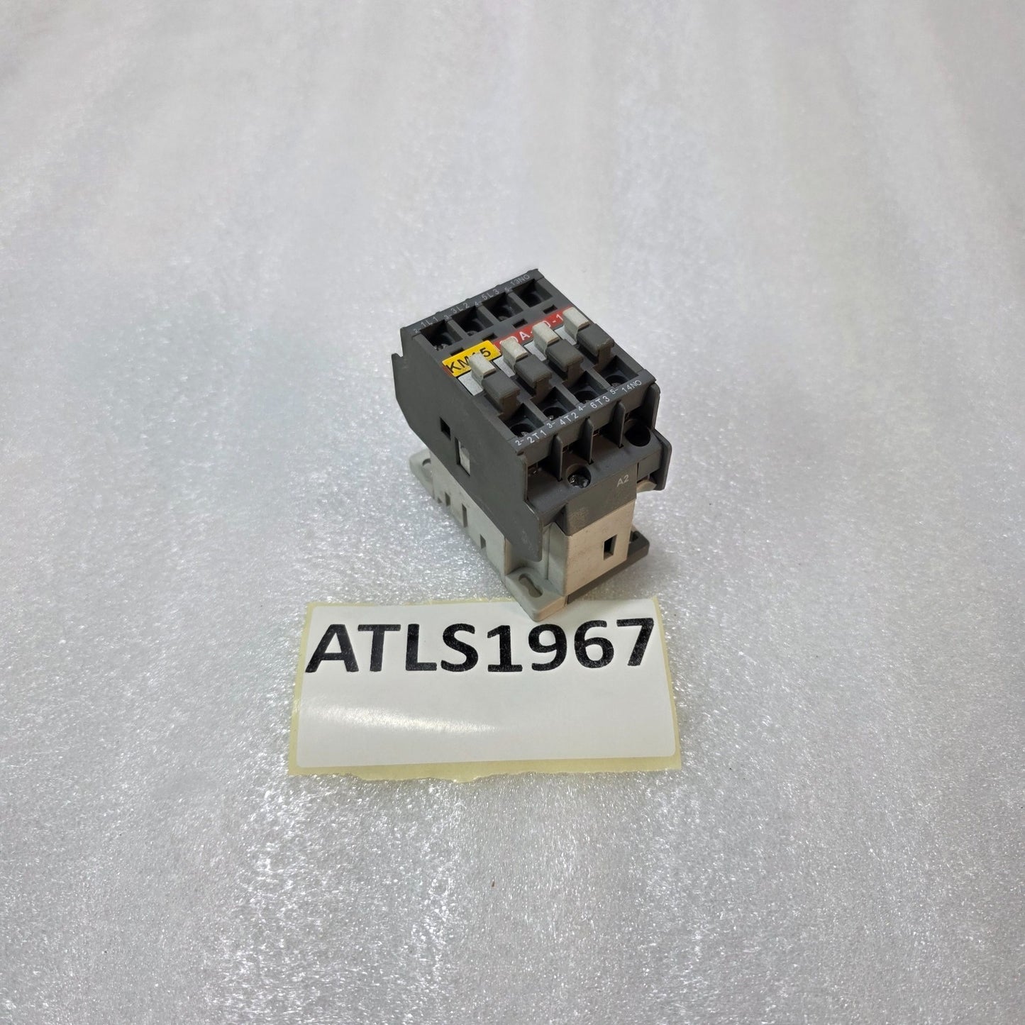 ABB A12DA-30-10 CONTACTOR 3 POLE 25A AC-3 5.5KW 400V COIL 200-220V