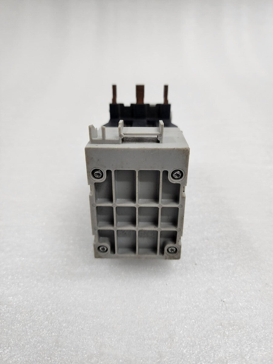 ALLEN BRADLEY E1 PLUS CAT 193-EEFD SER C OVERLOAD RELAY 9-45A