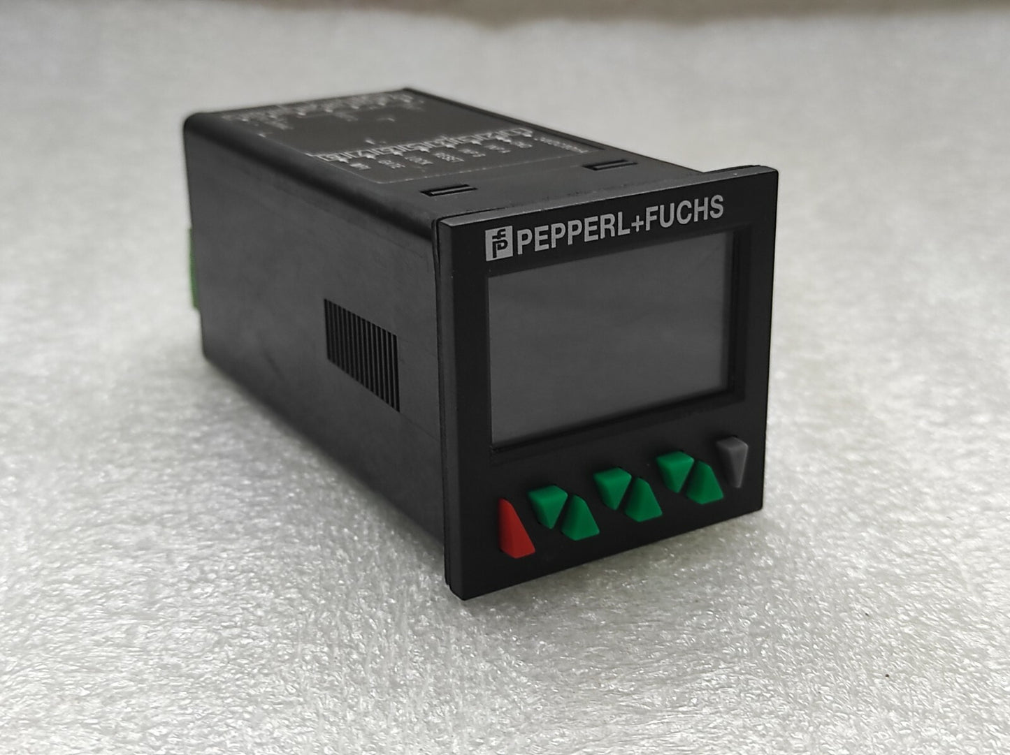 PEPPERL + FUCHS KC-LCDC-48-2R-230VAC TIMER COUNTER 214740 100-240V