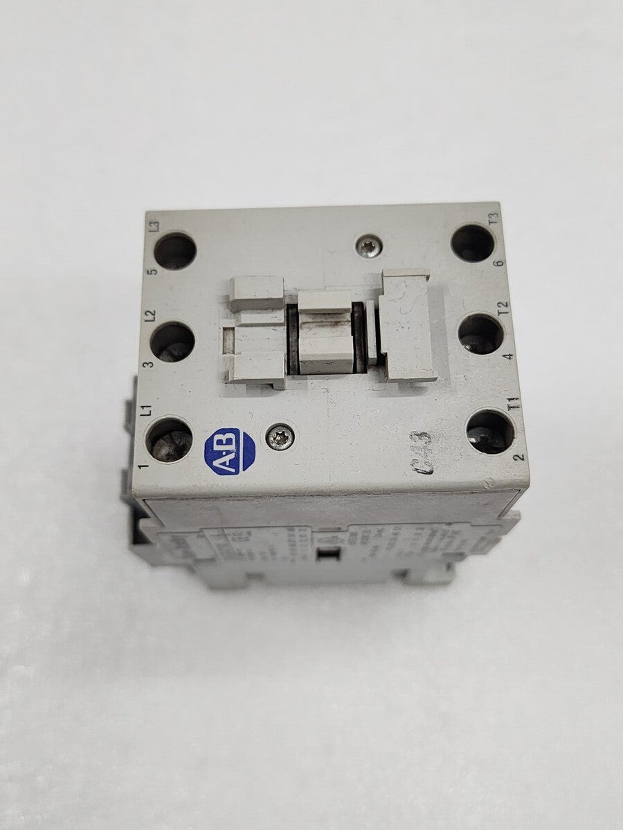 ALLEN BRADLEY CAT 100-C43-00 SER A MAGNETIC CONTACT COIL VOLTAGE 230V