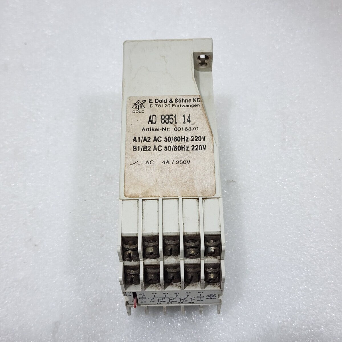 DOLD AD 8851.14 LATCHING RELAY 0016370 220-230V