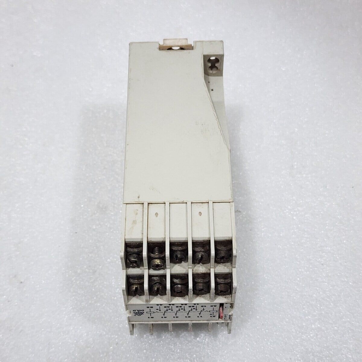 DOLD AD 8851.14 LATCHING RELAY 0016370 220-230V