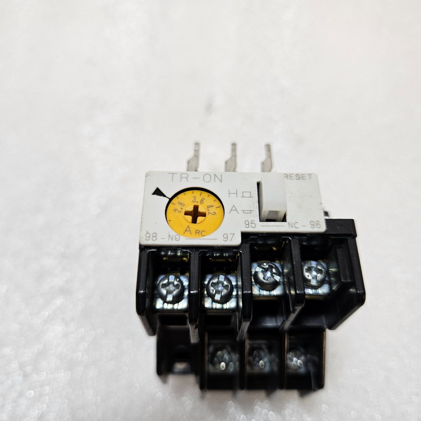 FUJI ELECTRIC TR-ON TR13N THERMAL OVERLOAD RELAY 2.8–4.2A MOTOR PROTECTION TRIP
